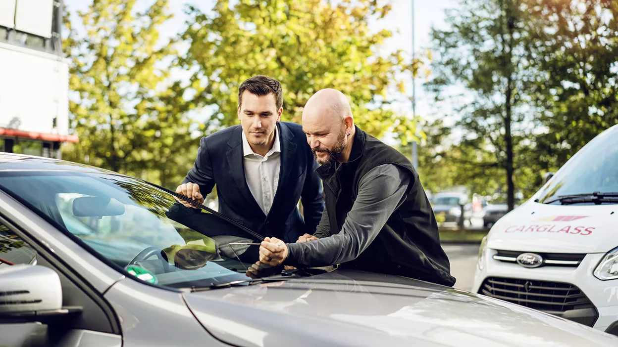 Carglass Beratungsgespräch Sommer