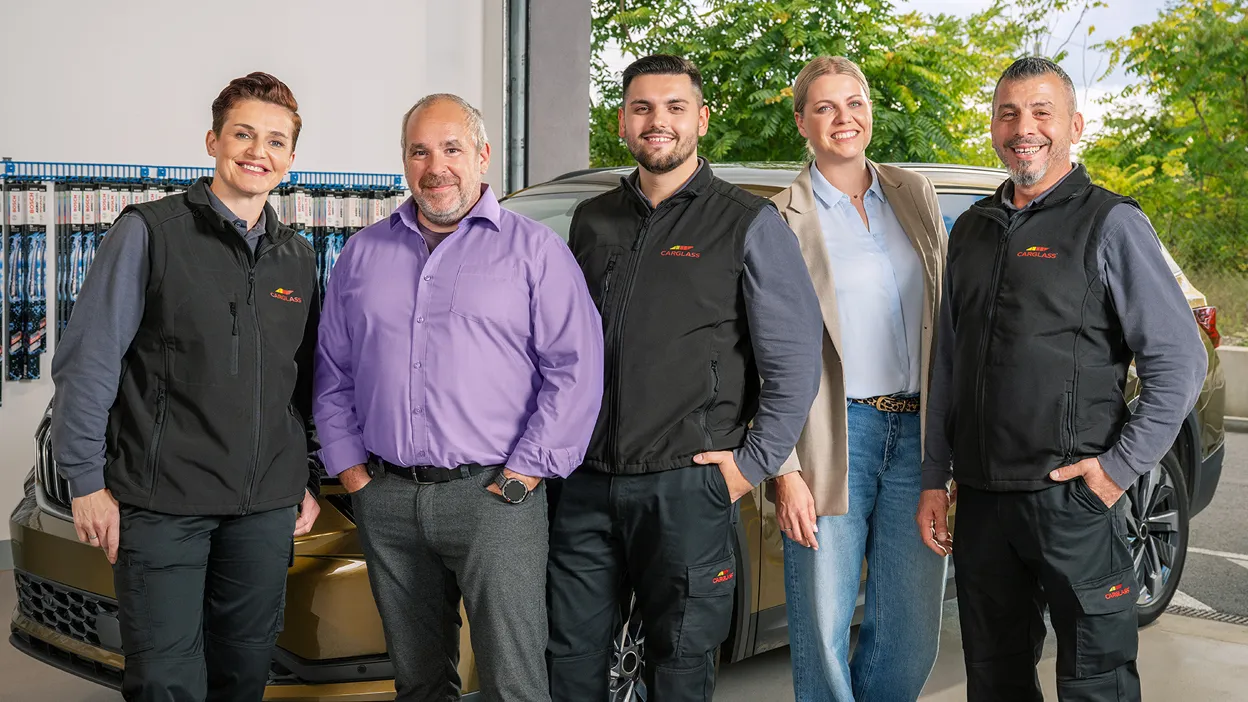 Carglass Mitarbeiter im Service Center